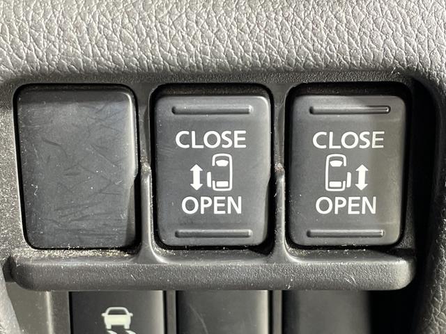 デイズルークス ハイウェイスター　ターボ　純正ＳＤナビ　両側パワースライドドア　純正フロアマット　スマートキー　純正１５インチアルミホイール　プッシュスタート　横滑り防止装置　盗難防止装置　オートライト（6枚目）