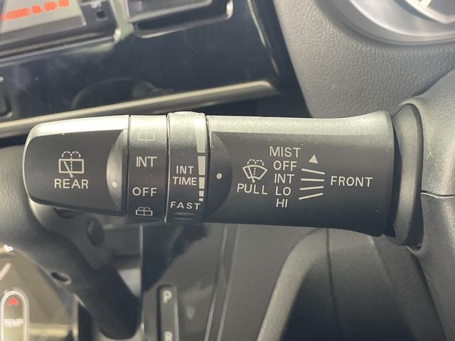 デイズルークス ハイウェイスター　ターボ　純正ＳＤナビ　両側パワースライドドア　純正フロアマット　スマートキー　純正１５インチアルミホイール　プッシュスタート　横滑り防止装置　盗難防止装置　オートライト（12枚目）