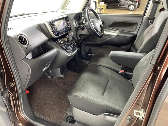 デイズルークス ハイウェイスター　ターボ　純正ＳＤナビ　両側パワースライドドア　純正フロアマット　スマートキー　純正１５インチアルミホイール　プッシュスタート　横滑り防止装置　盗難防止装置　オートライト（29枚目）