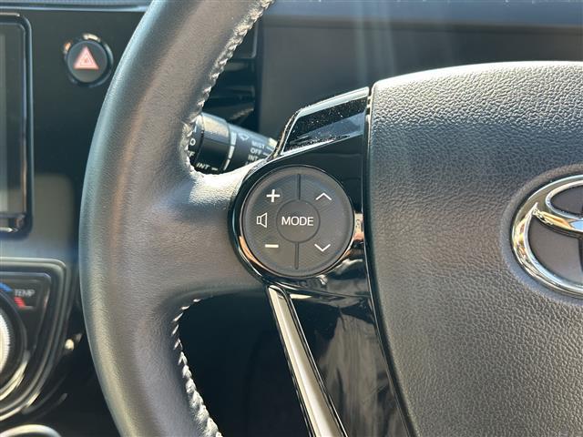 アクア クロスオーバー　グラム　純正９型ナビ　バックカメラ　ドラレコ　ＥＴＣ　ＬＥＤ　フォグ　オートライト　オートハイビーム　シートヒーター　スマートキー　１６ＡＷ　前後コーナーセンサー　ルーフレール　レザーシート　レーンアシスト（11枚目）