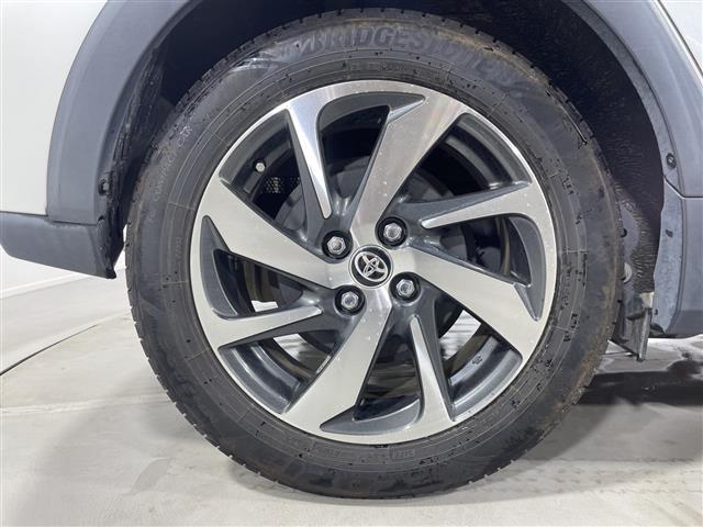 アクア クロスオーバー　グラム　純正９型ナビ　バックカメラ　ドラレコ　ＥＴＣ　ＬＥＤ　フォグ　オートライト　オートハイビーム　シートヒーター　スマートキー　１６ＡＷ　前後コーナーセンサー　ルーフレール　レザーシート　レーンアシスト（41枚目）