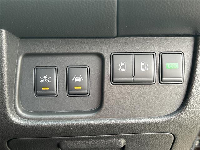 セレナ ハイウェイスター Vセレ+セーフティII SHV 純正ナビ アラウンドビューモニター 両側パワースライドドア ディスプレイ付きルームミラー ドライブレコーダー ETC スマートキー 社外フロアマット クルーズコントロール 純正16AW LED(5枚目)