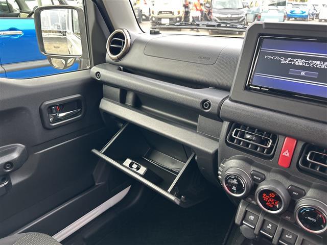 ジムニー XC 純正SDナビ バックカメラ 4WD クルコン ETC 純正16インチアルミホイル ナビ連動ドラレコ 前席シートヒーター セーフティサポート スマートキー スペアキー 保証書 取説 ターボ LED(22枚目)