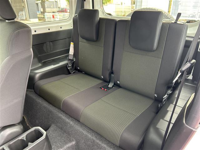 ジムニー XC 純正SDナビ バックカメラ 4WD クルコン ETC 純正16インチアルミホイル ナビ連動ドラレコ 前席シートヒーター セーフティサポート スマートキー スペアキー 保証書 取説 ターボ LED(31枚目)