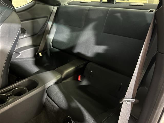 86 GT 6MT ナビ バックカメラ ETC2.0 クルーズコントロール LED フォグ オートライト 純17AW 横滑り防止 フルセグ スマートキー Bluetooth CD USB 革巻ステアリング(29枚目)