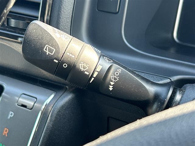 ハイエースバン スーパーGL ダーク プライムII ワンオーナー 純正ナビ 両側パワースライドドア 全周囲カメラ 100V充電 ドラレコ ビルトインETC ハーフレザー スマートキー コーナーセンサー レーンキープアシスト LED フォグ スマートキー(15枚目)