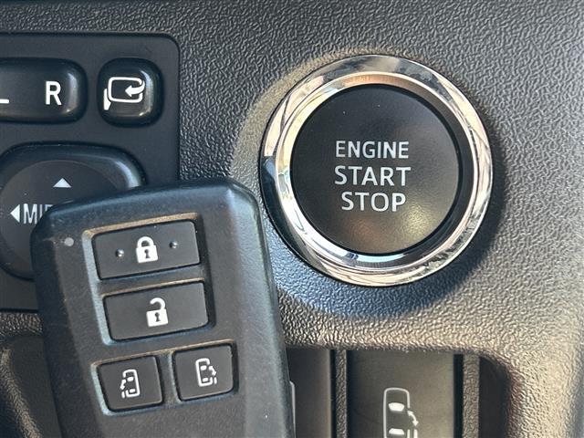 ハイエースバン スーパーGL ダーク プライムII ワンオーナー 純正ナビ 両側パワースライドドア 全周囲カメラ 100V充電 ドラレコ ビルトインETC ハーフレザー スマートキー コーナーセンサー レーンキープアシスト LED フォグ スマートキー(19枚目)