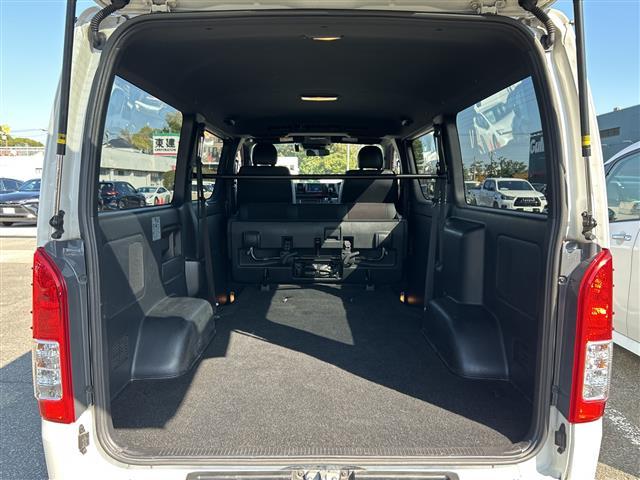 ハイエースバン スーパーGL ダーク プライムII ワンオーナー 純正ナビ 両側パワースライドドア 全周囲カメラ 100V充電 ドラレコ ビルトインETC ハーフレザー スマートキー コーナーセンサー レーンキープアシスト LED フォグ スマートキー(26枚目)