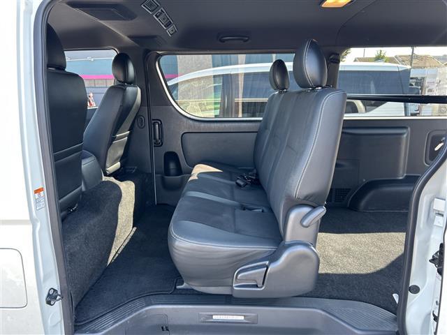 ハイエースバン スーパーGL ダーク プライムII ワンオーナー 純正ナビ 両側パワースライドドア 全周囲カメラ 100V充電 ドラレコ ビルトインETC ハーフレザー スマートキー コーナーセンサー レーンキープアシスト LED フォグ スマートキー(29枚目)