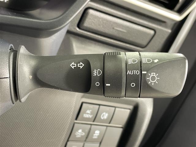 ライズ Z 純正9インチナビ パノラマミックビュー アダプティションクルーズコントロール BSM LED ビルトインETC シートヒーター スマートキー フォグランプ オートライト ウィンカーミラー 純正AW(15枚目)