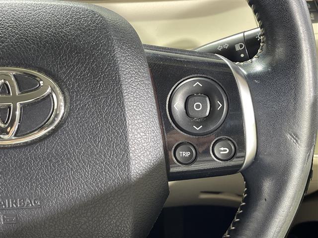 シエンタ Ｇ　純正ナビ　両側パワースライドドア　バックカメラ　フルエアロ　ビルトインＥＴＣ　コーナーセンサー　プッシュスタート　スマートキー　社外１５インチＡＷ　オートライト　レーンキープアシスト　スペアキー１本（11枚目）