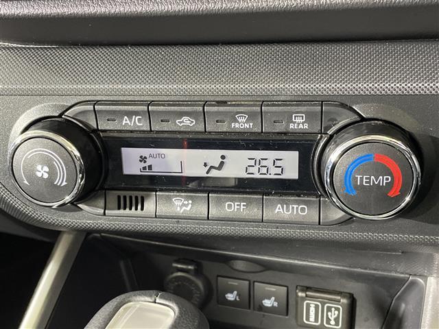 レックス Ｚ　純正９インチナビ　スマートアシスト　ブラインドスポットモニター　前側ドライブレコーダー　シートヒーター　ビルトインＥＴＣ　スマートキー　オートマチックハイビーム　純正１７インチＡＷ　レーンキープ（13枚目）