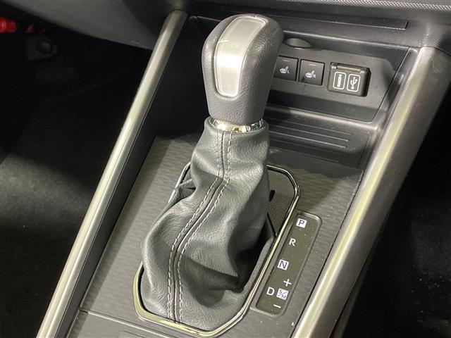 レックス Ｚ　純正９インチナビ　スマートアシスト　ブラインドスポットモニター　前側ドライブレコーダー　シートヒーター　ビルトインＥＴＣ　スマートキー　オートマチックハイビーム　純正１７インチＡＷ　レーンキープ（14枚目）