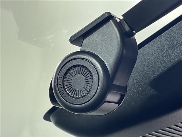 レックス Ｚ　純正９インチナビ　スマートアシスト　ブラインドスポットモニター　前側ドライブレコーダー　シートヒーター　ビルトインＥＴＣ　スマートキー　オートマチックハイビーム　純正１７インチＡＷ　レーンキープ（20枚目）