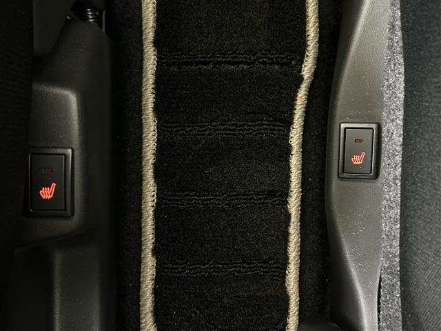 クロスビー ハイブリッドＭＺ　純正９型ナビ　バックカメラ　セーフティサポート　ＬＥＤ　フォグ　純１６アルミ　フルセグ　Ｂｌｕｅｔｏｏｔｈ　ＥＴＣ　シートヒーター　革巻ステアリング　パドルシフト　フロアマット　スマートキー（5枚目）