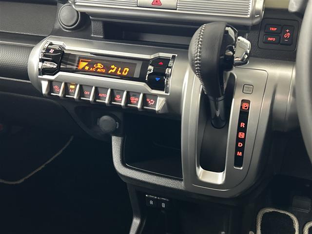 クロスビー ハイブリッドＭＺ　純正９型ナビ　バックカメラ　セーフティサポート　ＬＥＤ　フォグ　純１６アルミ　フルセグ　Ｂｌｕｅｔｏｏｔｈ　ＥＴＣ　シートヒーター　革巻ステアリング　パドルシフト　フロアマット　スマートキー（11枚目）