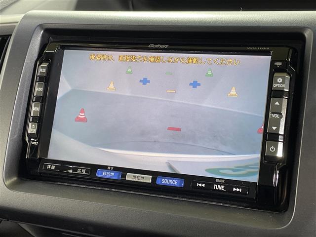 ステップワゴンスパーダ Ｚ　純正ＨＤＤナビ　両側パワースライドドア　フリップダウンモニター　バックカメラ　スマートキー　純正アルミホイール　パドルシフト　純正フロアマット　横滑り防止装置　ＨＩＤヘッドライト　取扱説明書　保証書（3枚目）