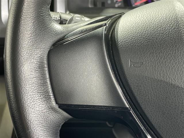 ステップワゴンスパーダ Ｚ　純正ＨＤＤナビ　両側パワースライドドア　フリップダウンモニター　バックカメラ　スマートキー　純正アルミホイール　パドルシフト　純正フロアマット　横滑り防止装置　ＨＩＤヘッドライト　取扱説明書　保証書（15枚目）