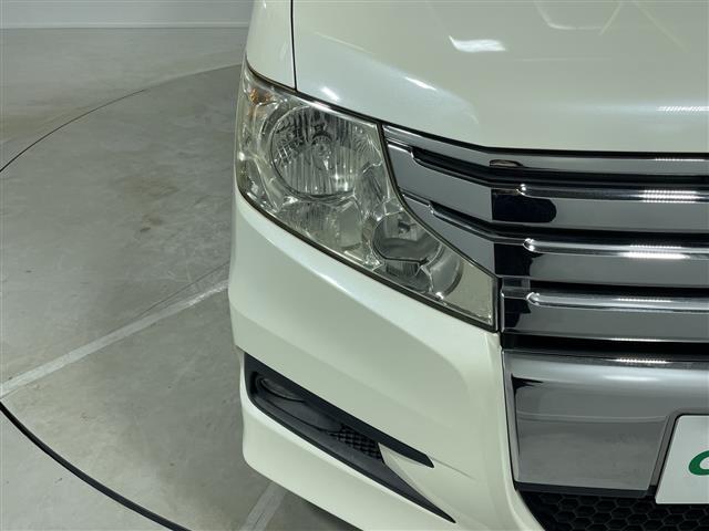 ステップワゴンスパーダ Ｚ　純正ＨＤＤナビ　両側パワースライドドア　フリップダウンモニター　バックカメラ　スマートキー　純正アルミホイール　パドルシフト　純正フロアマット　横滑り防止装置　ＨＩＤヘッドライト　取扱説明書　保証書（38枚目）