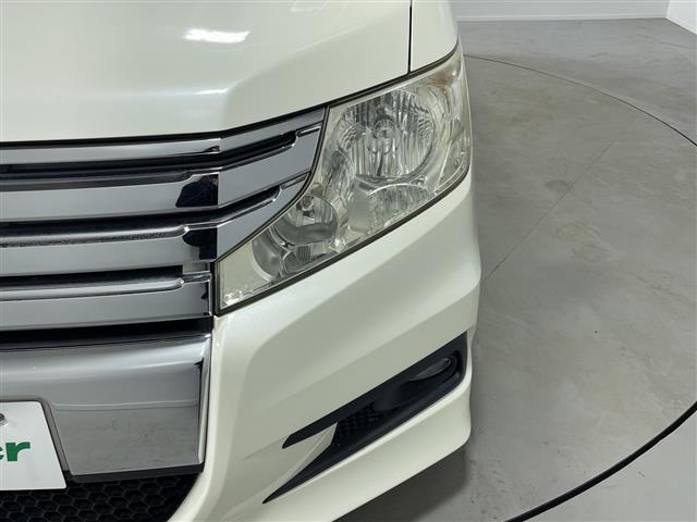 ステップワゴンスパーダ Ｚ　純正ＨＤＤナビ　両側パワースライドドア　フリップダウンモニター　バックカメラ　スマートキー　純正アルミホイール　パドルシフト　純正フロアマット　横滑り防止装置　ＨＩＤヘッドライト　取扱説明書　保証書（39枚目）