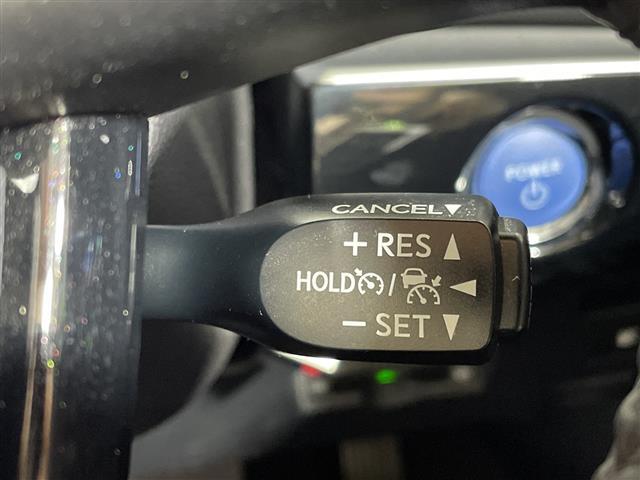 プリウス Ａツーリングセレクション　トヨタセーフティーセンス　純正９型ＳＤナビ　モデリスタエアロ　バックカメラ　ＢＳＭ　シートヒーター　ドラレコ　ＥＴＣ　スマートキー　レーダークルーズコントロール　純正１７インチＡＷ　ＡＣ１００Ｖ電源（9枚目）