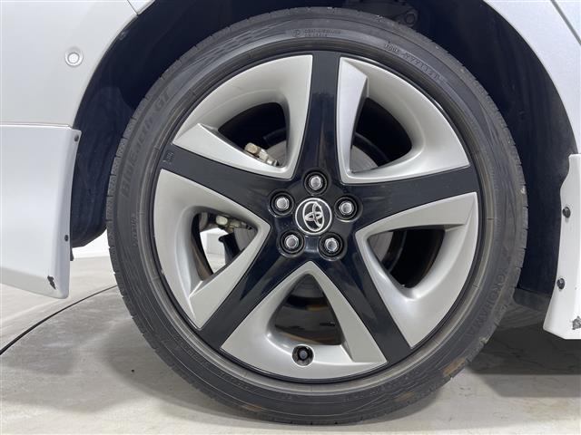 プリウス Ａツーリングセレクション　トヨタセーフティーセンス　純正９型ＳＤナビ　モデリスタエアロ　バックカメラ　ＢＳＭ　シートヒーター　ドラレコ　ＥＴＣ　スマートキー　レーダークルーズコントロール　純正１７インチＡＷ　ＡＣ１００Ｖ電源（40枚目）