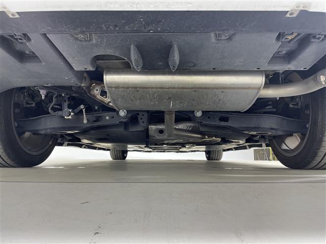 プリウス Ａツーリングセレクション　トヨタセーフティーセンス　純正９型ＳＤナビ　モデリスタエアロ　バックカメラ　ＢＳＭ　シートヒーター　ドラレコ　ＥＴＣ　スマートキー　レーダークルーズコントロール　純正１７インチＡＷ　ＡＣ１００Ｖ電源（43枚目）