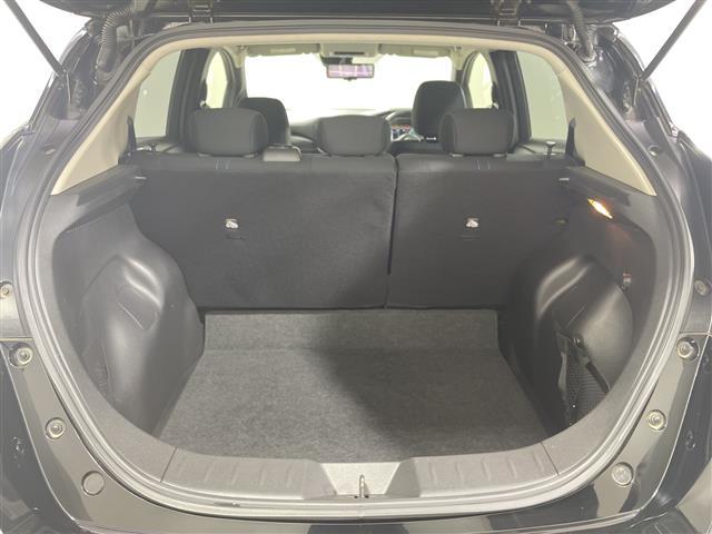 リーフ Ｘ　Ｖセレクション　プロパイロット　純正９型ＳＤナビ　３６０°　ＬＥＤヘッドライト　ＥＴＣ　シートヒーター　ＢＳＭ　スマートキー　追従クルコン　ステアリングヒーター　純正１７インチＡＷ　オートライト　取扱説明書　保証書（26枚目）