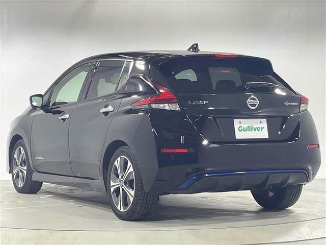 リーフ Ｘ　Ｖセレクション　プロパイロット　純正９型ＳＤナビ　３６０°　ＬＥＤヘッドライト　ＥＴＣ　シートヒーター　ＢＳＭ　スマートキー　追従クルコン　ステアリングヒーター　純正１７インチＡＷ　オートライト　取扱説明書　保証書（34枚目）