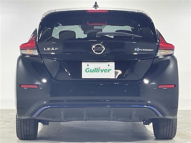 リーフ Ｘ　Ｖセレクション　プロパイロット　純正９型ＳＤナビ　３６０°　ＬＥＤヘッドライト　ＥＴＣ　シートヒーター　ＢＳＭ　スマートキー　追従クルコン　ステアリングヒーター　純正１７インチＡＷ　オートライト　取扱説明書　保証書（35枚目）