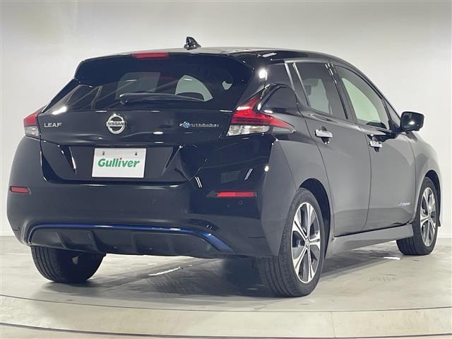 リーフ Ｘ　Ｖセレクション　プロパイロット　純正９型ＳＤナビ　３６０°　ＬＥＤヘッドライト　ＥＴＣ　シートヒーター　ＢＳＭ　スマートキー　追従クルコン　ステアリングヒーター　純正１７インチＡＷ　オートライト　取扱説明書　保証書（36枚目）