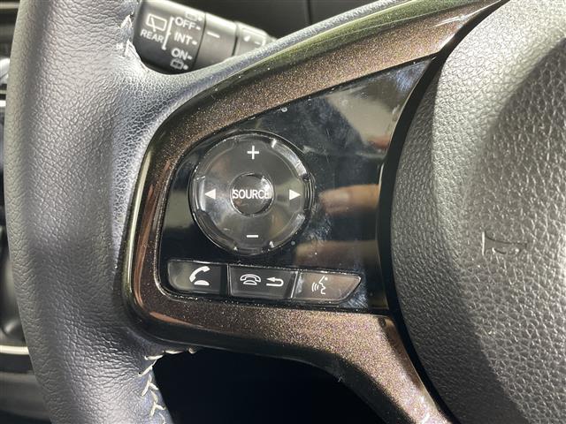 N-BOXカスタム G・Lターボホンダセンシング 純正8型ナビ 両側電動 Bカメラ ETC LEDヘッドライト コンビシート シートヒーター フォグ ホンダセンシング ACC フルセグ フロアマット スマートキー パドルシフト 純15AW 2トーン(8枚目)