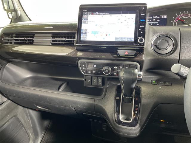 N-BOXカスタム G・Lターボホンダセンシング 純正8型ナビ 両側電動 Bカメラ ETC LEDヘッドライト コンビシート シートヒーター フォグ ホンダセンシング ACC フルセグ フロアマット スマートキー パドルシフト 純15AW 2トーン(11枚目)