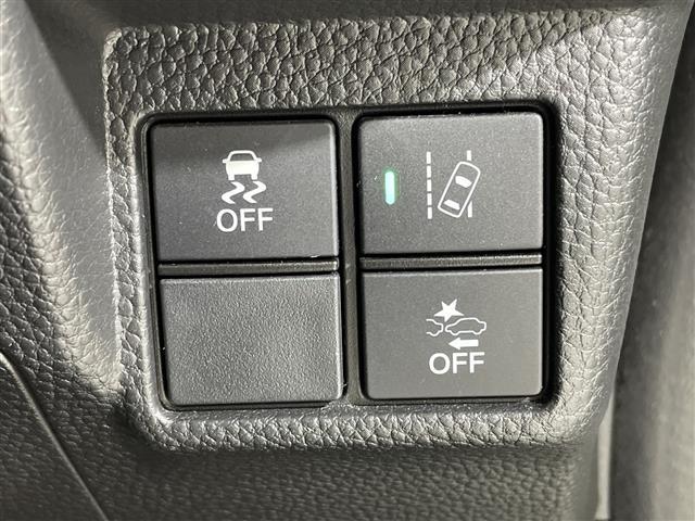 N-BOXカスタム G・Lターボホンダセンシング 純正8型ナビ 両側電動 Bカメラ ETC LEDヘッドライト コンビシート シートヒーター フォグ ホンダセンシング ACC フルセグ フロアマット スマートキー パドルシフト 純15AW 2トーン(13枚目)