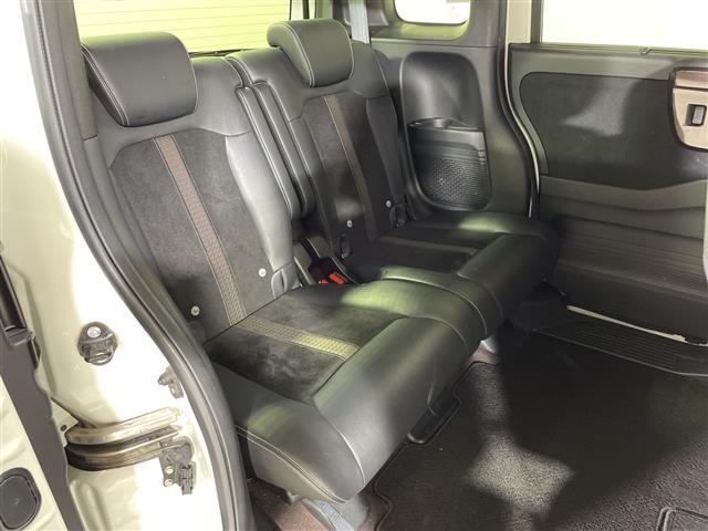 N-BOXカスタム G・Lターボホンダセンシング 純正8型ナビ 両側電動 Bカメラ ETC LEDヘッドライト コンビシート シートヒーター フォグ ホンダセンシング ACC フルセグ フロアマット スマートキー パドルシフト 純15AW 2トーン(23枚目)