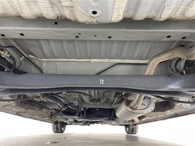 N-BOXカスタム G・Lターボホンダセンシング 純正8型ナビ 両側電動 Bカメラ ETC LEDヘッドライト コンビシート シートヒーター フォグ ホンダセンシング ACC フルセグ フロアマット スマートキー パドルシフト 純15AW 2トーン(43枚目)