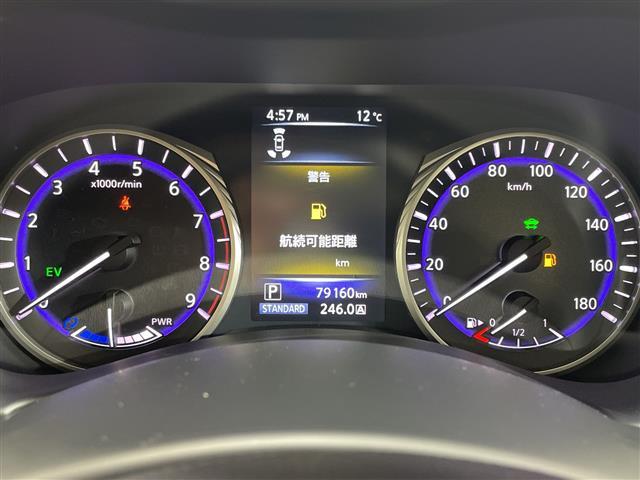 スカイライン ３５０ＧＴ　ハイブリッド　タイプＳＰ　純正ナビ　全周囲カメラ　全方位運転支援システム　クルーズコントロール　メモリーシート　レザーシート　パワーシート　シートヒーター　スペアキー１本　ステアリングリモコン　ビルトインＥＴＣ　純正１９ＡＷ（14枚目）