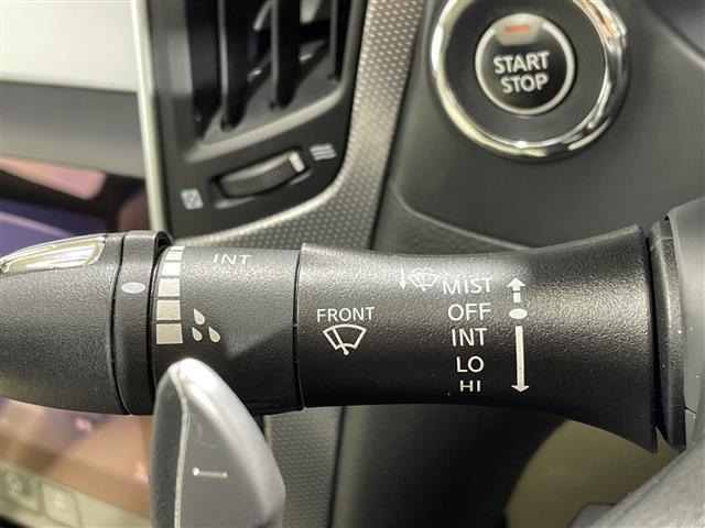 スカイライン ３５０ＧＴ　ハイブリッド　タイプＳＰ　純正ナビ　全周囲カメラ　全方位運転支援システム　クルーズコントロール　メモリーシート　レザーシート　パワーシート　シートヒーター　スペアキー１本　ステアリングリモコン　ビルトインＥＴＣ　純正１９ＡＷ（16枚目）