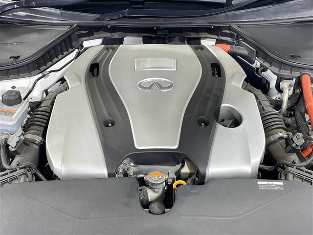 スカイライン ３５０ＧＴ　ハイブリッド　タイプＳＰ　純正ナビ　全周囲カメラ　全方位運転支援システム　クルーズコントロール　メモリーシート　レザーシート　パワーシート　シートヒーター　スペアキー１本　ステアリングリモコン　ビルトインＥＴＣ　純正１９ＡＷ（42枚目）