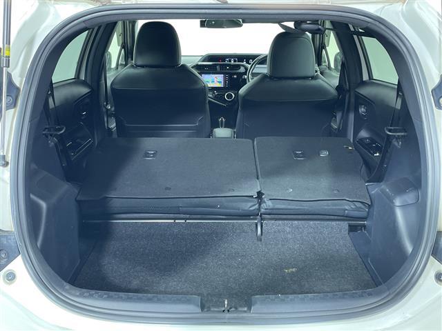 アクア Ｇ　ＧＲスポーツ・１７インチパッケージ　純正ＳＤナビ　Ｂカメラ　純正エアロ　ＬＥＤ　ＥＴＣ　ドラレコ　トヨタセーフティーセンス　クルーズコントロール　純正フロアマット　スマートキー　オートマチックハイビーム　純正１７インチＡＷ　ドアバイザー（26枚目）