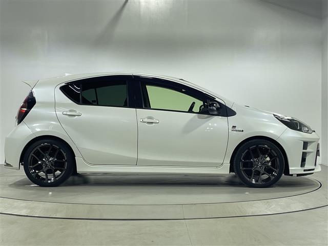 アクア Ｇ　ＧＲスポーツ・１７インチパッケージ　純正ＳＤナビ　Ｂカメラ　純正エアロ　ＬＥＤ　ＥＴＣ　ドラレコ　トヨタセーフティーセンス　クルーズコントロール　純正フロアマット　スマートキー　オートマチックハイビーム　純正１７インチＡＷ　ドアバイザー（37枚目）