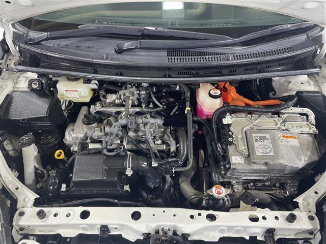 アクア Ｇ　ＧＲスポーツ・１７インチパッケージ　純正ＳＤナビ　Ｂカメラ　純正エアロ　ＬＥＤ　ＥＴＣ　ドラレコ　トヨタセーフティーセンス　クルーズコントロール　純正フロアマット　スマートキー　オートマチックハイビーム　純正１７インチＡＷ　ドアバイザー（42枚目）