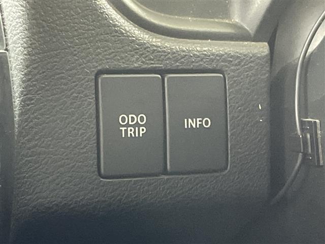 ソリオ ハイブリッドＭＺ　純正７インチＳＤナビ　両側パワースライドドア　バックカメラ　ＥＴＣ　クルーズコントロール　純正ＨＩＤランプ　純正１５インチアルミホイール　デュアルカメラブレーキサポート　スペアキー　フロアマット（6枚目）