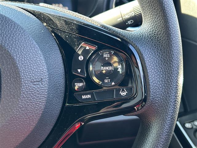 Ｎ－ＯＮＥ オリジナルスタイルプラスアーバン　ホンダセンシング　純正９型ナビ　バックカメラ　コンビシート　シートヒーター　ホンダセンシング　ＬＥＤヘッドライト　スマートキー　１４インチスチールホイール　カラードディッシュホイール　フロアマット（4枚目）