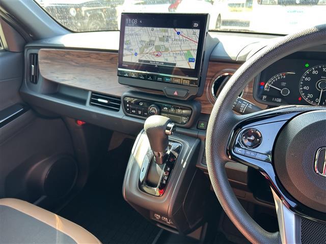 Ｎ－ＯＮＥ オリジナルスタイルプラスアーバン　ホンダセンシング　純正９型ナビ　バックカメラ　コンビシート　シートヒーター　ホンダセンシング　ＬＥＤヘッドライト　スマートキー　１４インチスチールホイール　カラードディッシュホイール　フロアマット（15枚目）