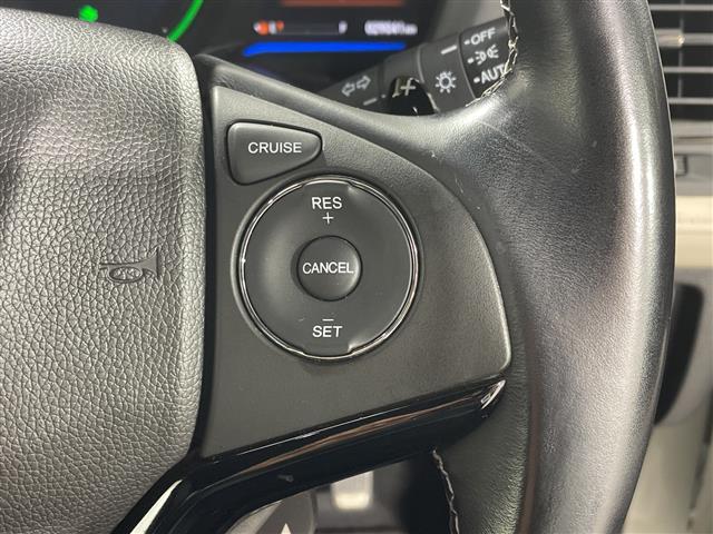 ヴェゼル ハイブリッド　純正ナビ　バックカメラ　ドラレコ　シートヒーター　パドルシフト　ＬＥＤ　ＥＴＣ　クルコン　ハーフレザーシート　スペアキー　フロアマット　純正１７インチＡＷ　フォグランプ　スマートキー　取扱説明書（12枚目）