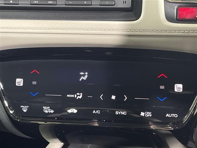 ヴェゼル ハイブリッド　純正ナビ　バックカメラ　ドラレコ　シートヒーター　パドルシフト　ＬＥＤ　ＥＴＣ　クルコン　ハーフレザーシート　スペアキー　フロアマット　純正１７インチＡＷ　フォグランプ　スマートキー　取扱説明書（17枚目）