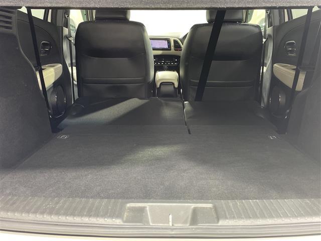 ヴェゼル ハイブリッド　純正ナビ　バックカメラ　ドラレコ　シートヒーター　パドルシフト　ＬＥＤ　ＥＴＣ　クルコン　ハーフレザーシート　スペアキー　フロアマット　純正１７インチＡＷ　フォグランプ　スマートキー　取扱説明書（28枚目）