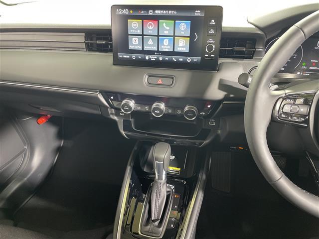 ヴェゼル ｅ：ＨＥＶ　Ｚ　ワンオーナー　ホンダコネクトディスプレー　フルセグＴＶ　ホンダセンシング　クルーズコントロール　ＢＳＭ　電動バックドア　ワイアレス充電器　４ＷＤ　スペアキー本　バックカメラ　ハーフレザー　ＥＴＣ２．０（17枚目）