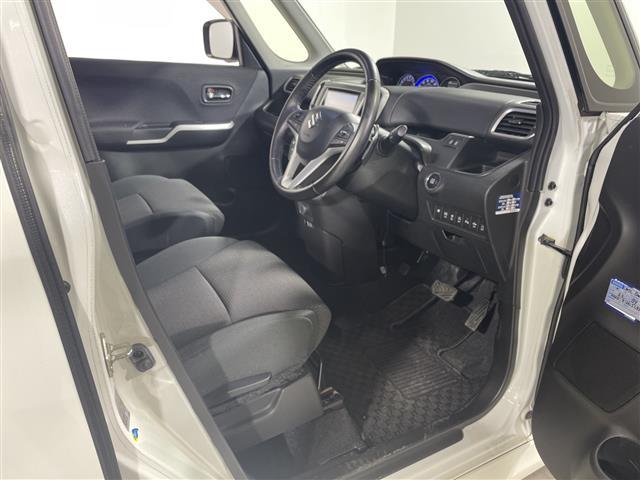 ソリオ ハイブリッドMZ 純正8インチナビ 全周囲カメラ スペアキー1本 両側パワースライドドア クルーズコントロール 運転席シートヒーター パドルシフト 前後ドライブレコーダー ETC スマートキー 純正フロアマット フォグ(24枚目)